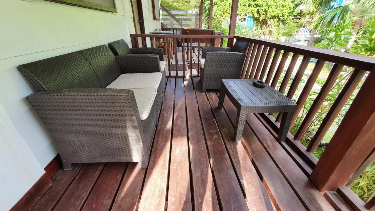 Threshershack Inn Logon Luaran gambar