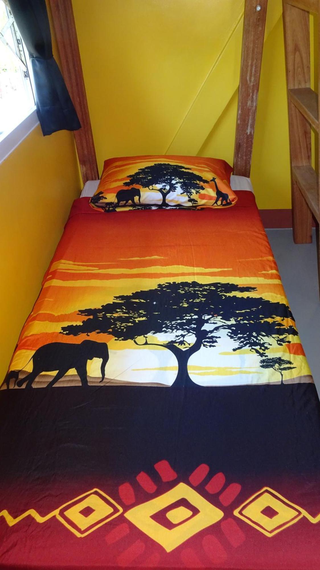 Threshershack Inn Logon Bilik gambar