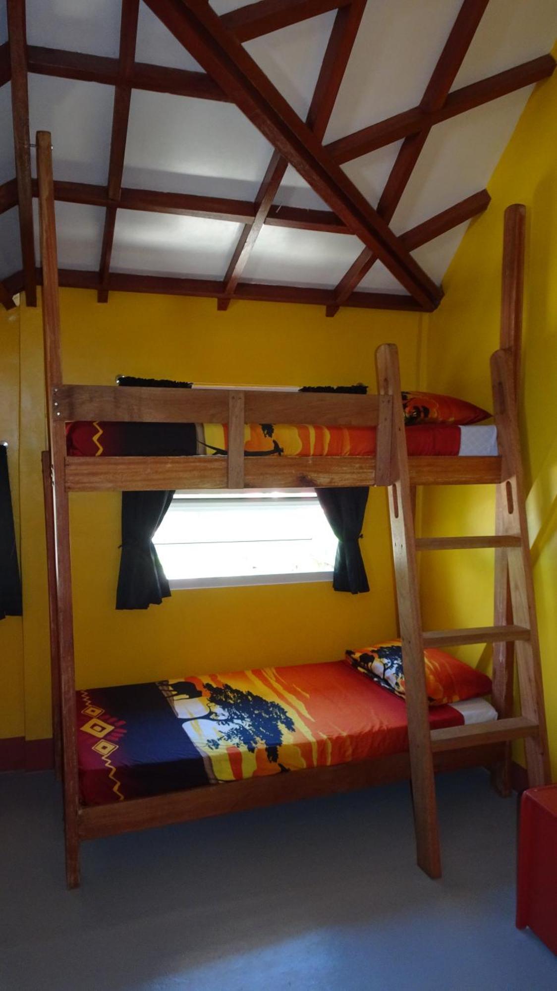 Threshershack Inn Logon Bilik gambar